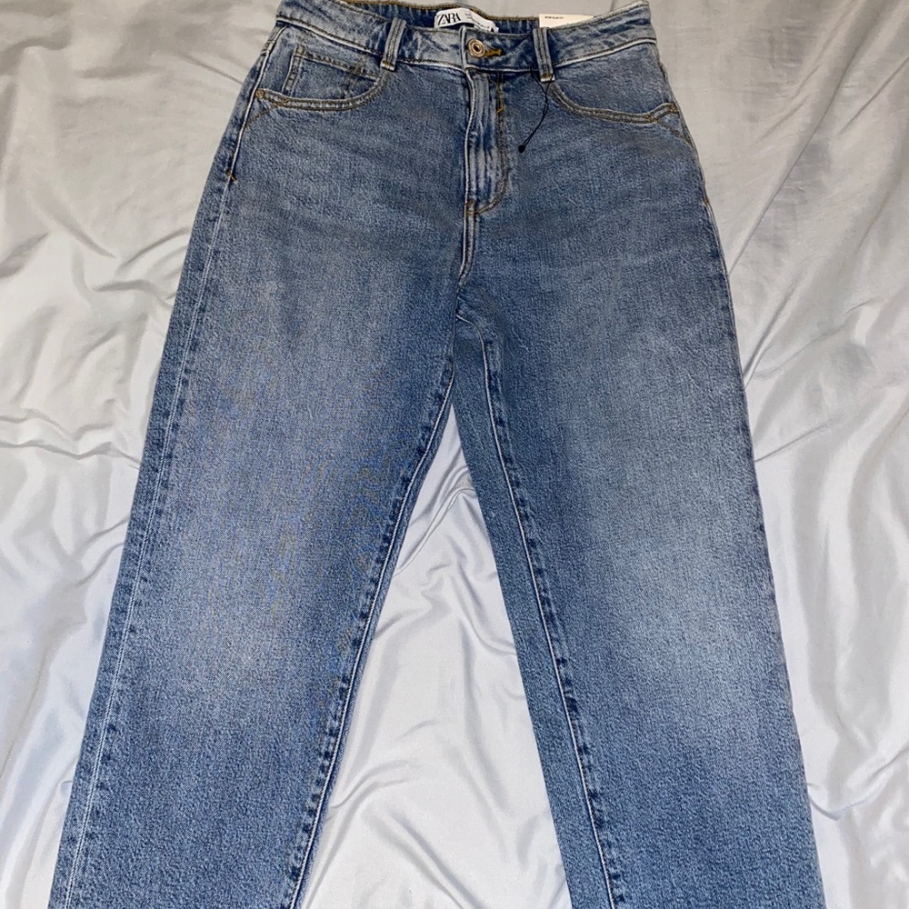 Zara Mom Slim Fit Jeans Size 4
